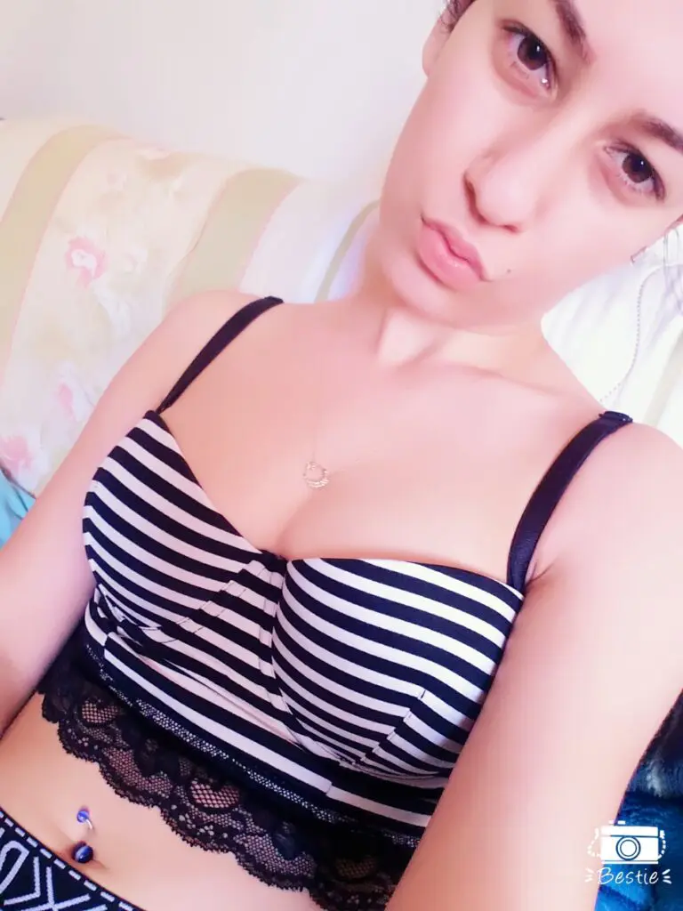 Universiteli-Duygu-ifsa-videolu-21