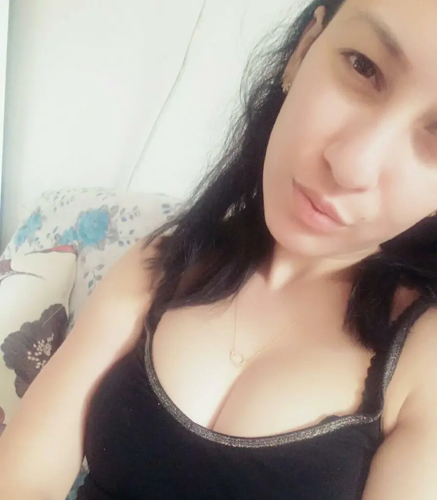 Universiteli-Duygu-ifsa-videolu-3