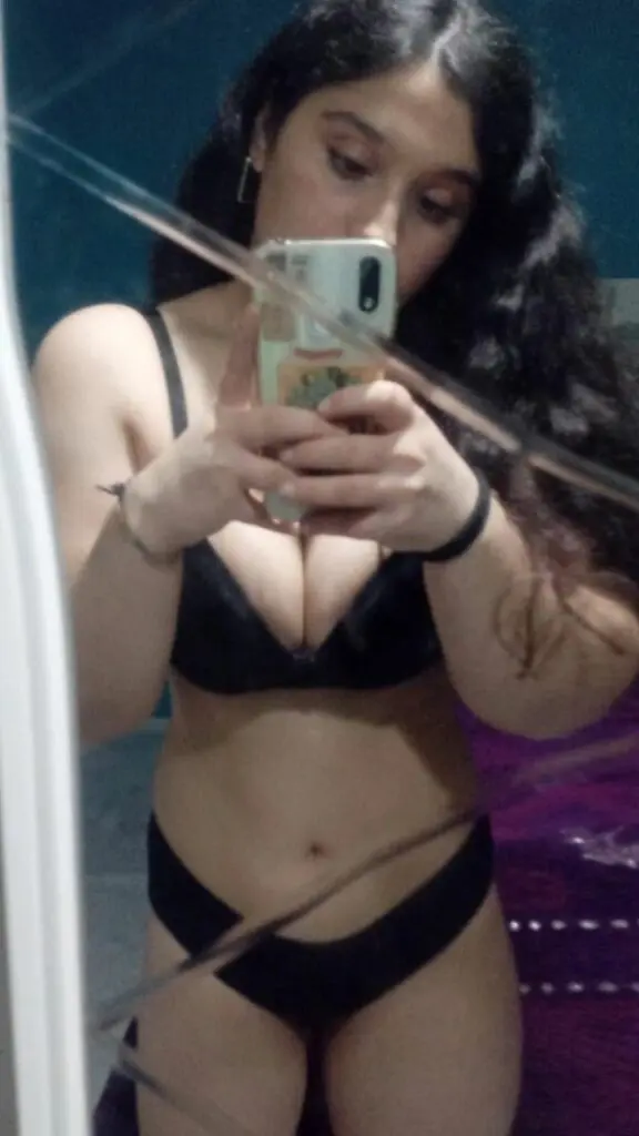 Sevval-videolu-ifsa-sisman-unili-22