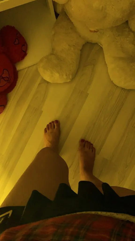 Dilan Dere ifşa ayak fetiş (13)