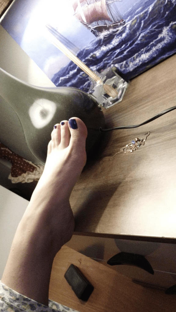 Dilan Dere ifşa ayak fetiş (4)