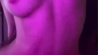 Kardelex ifşa inleye inleye dildoya oturdu