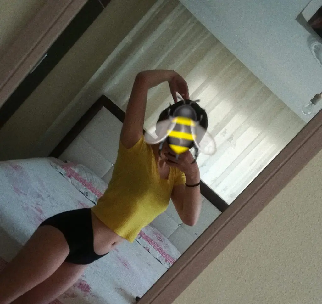 C2 irem ifşa nude Bol amcık videolu (6)