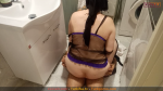 Yaşlı Porno Evliçiftiz1 eve gelen makina ustasına banyoda sikildi