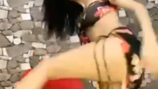 Abaza Ecem ifşa Miller şişesine oturdu