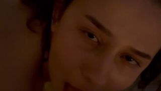 Naz Elbir Porn Kafası dumanlı sakso çekip sikildi