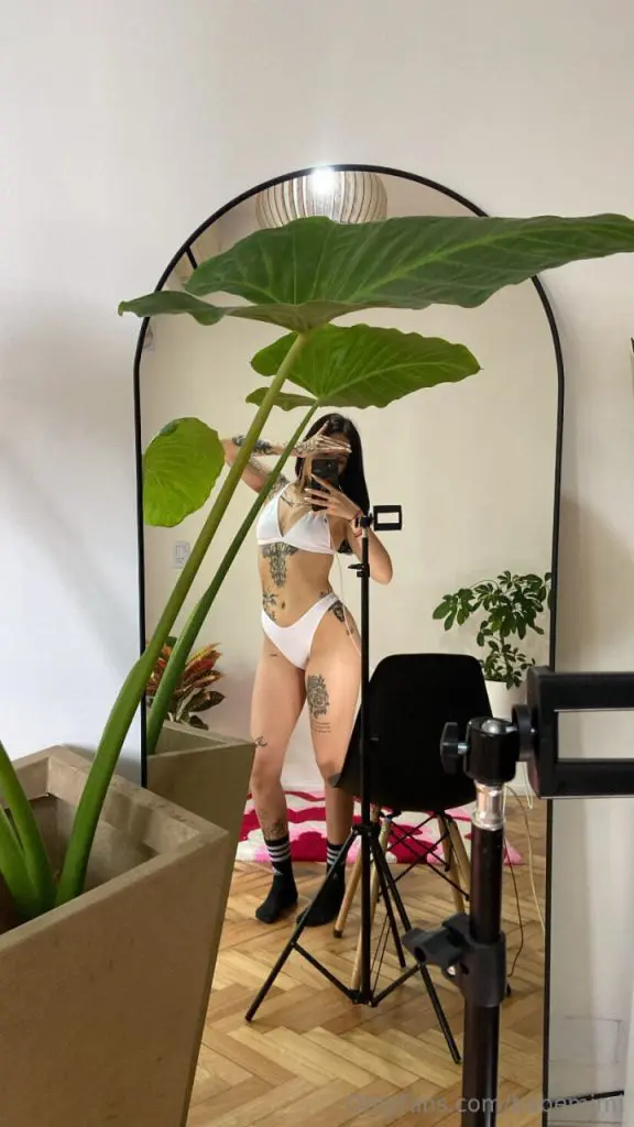 Ceyda Baddie ifşa Resimli videolu nude arşivi (10)