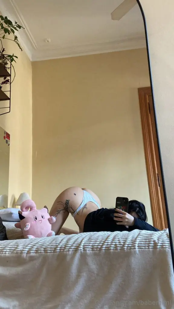 Ceyda Baddie ifşa Resimli videolu nude arşivi (16)