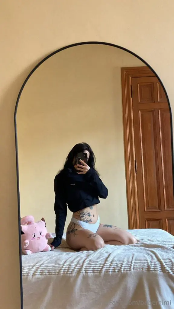 Ceyda Baddie ifşa Resimli videolu nude arşivi (37)