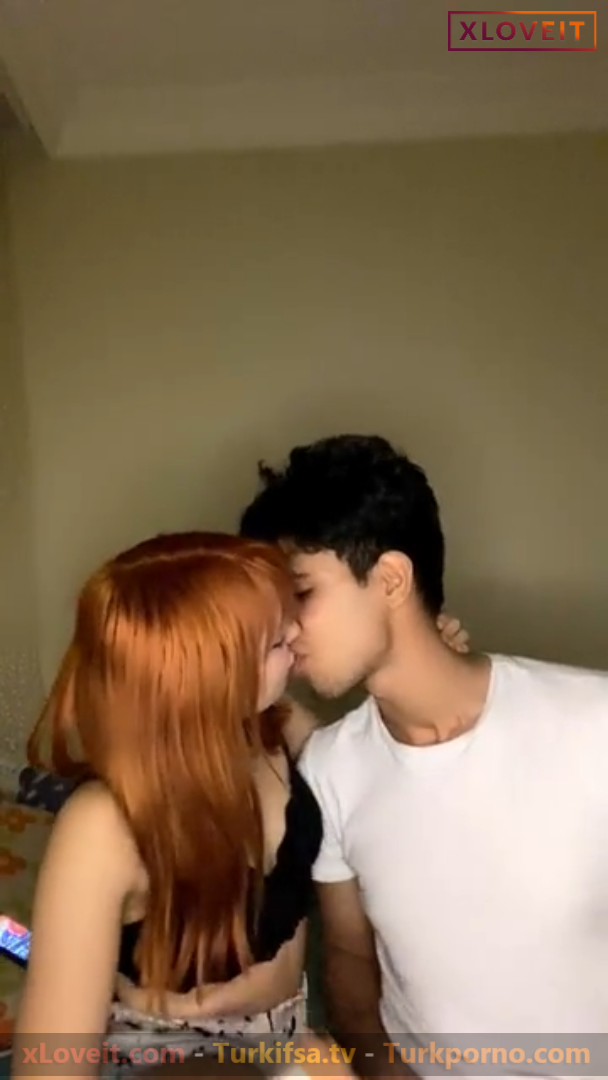 ipek ifşa 2 kaşar gencin canlı yayınını seyret