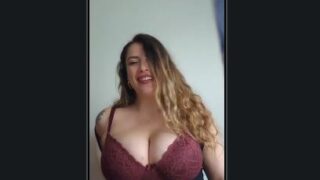 Tango Lily porno xLoveit 