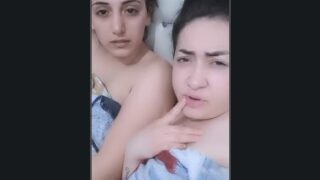 Lezbiyen izle Türk kızlar yayın açmış