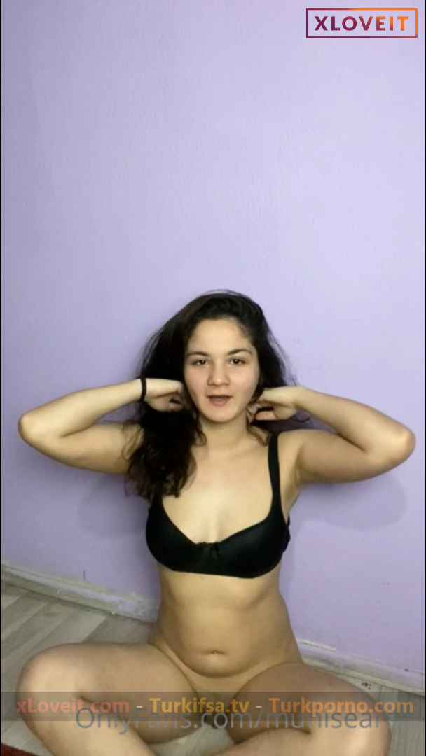 Ayşen çelik nude Külotsuz vücudunu sergiledi