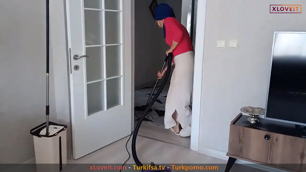 Fatma ile her telden ifşa Komple evi süpürdü