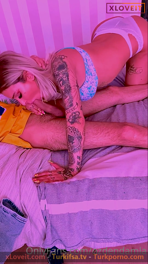 HD Porno Film Damla özden dalgayı yalayıp amını siktirdi