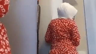 Türbanlı Öğretmen ifşa Tango ilk yayınlarından birisi