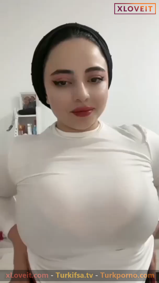 Tango Ceyda ifşa Kapalı koca meme göt karşında