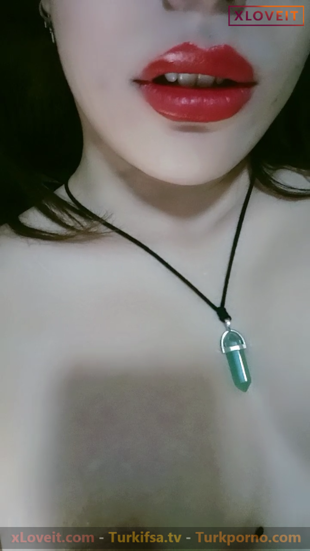 Beyza ifşa Ateşli çıtır nude yayın yaptı