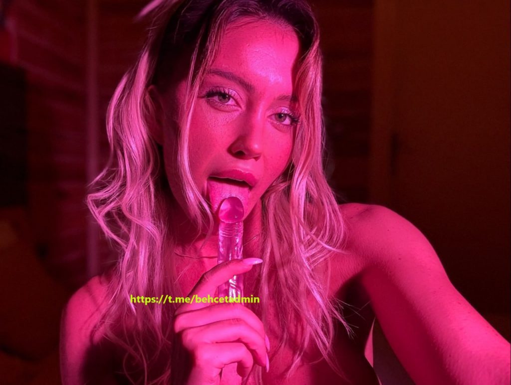 Sinem Çiftçi ifşa Seksi hatunun nude resimlerle videoları (11)