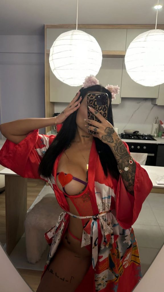 Alvina Su ifşa nude Abonelik videolar (10)