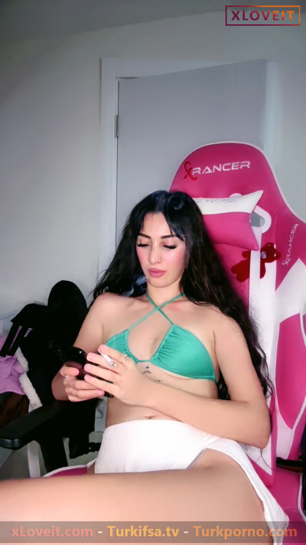 Işıl ifşa Seksi hatundna uzun yayın seyret