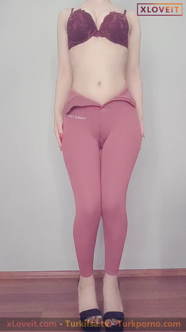 Nirvana ifşa Para karşılığı çektiği amcık videosu