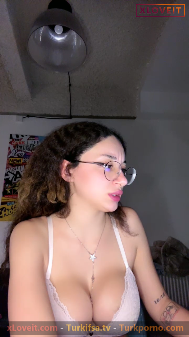 Ayla ifşa Fenna hatun nude dans etti