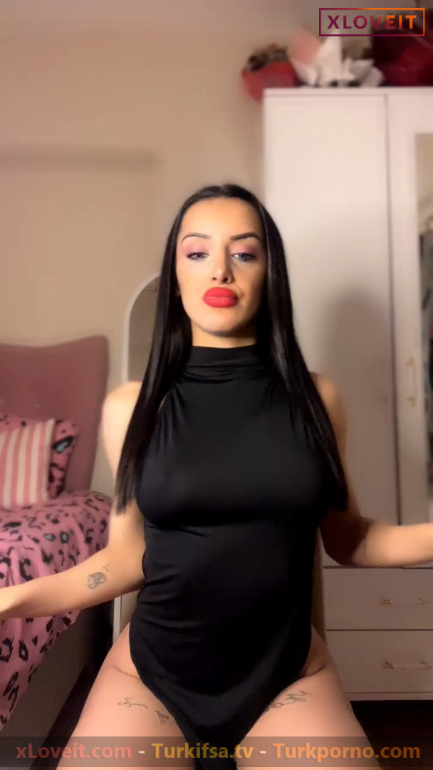 Ececim ifşa Ateşli kızın sağlam götünü seyret