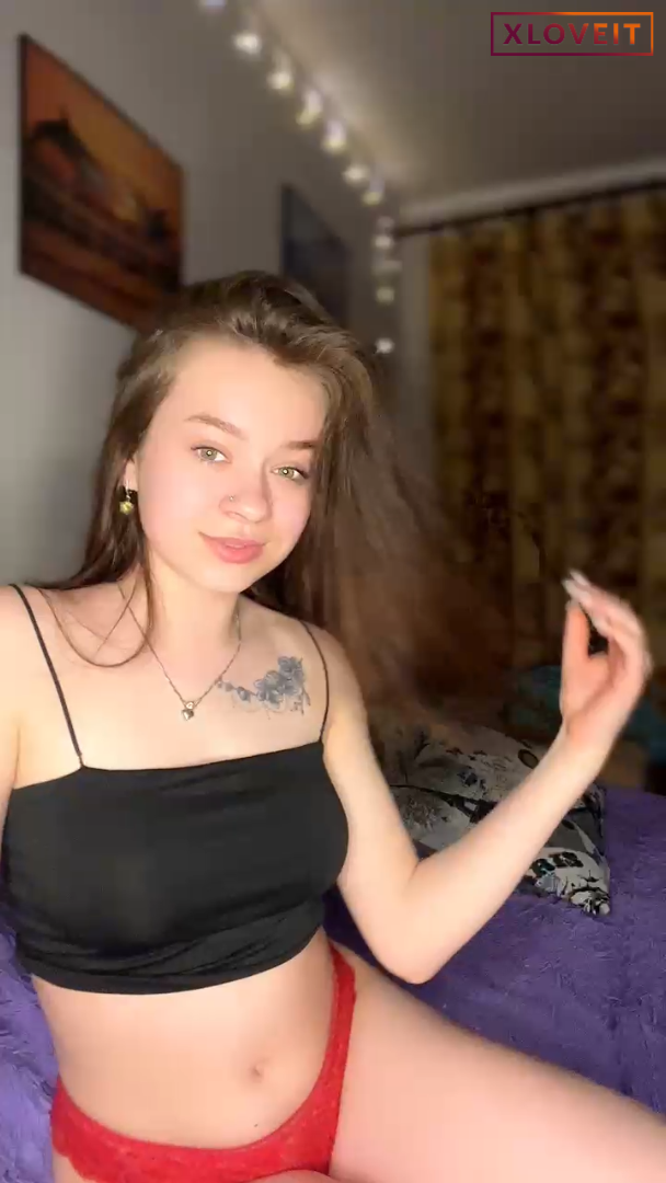 Tango Dorra ifşa Güzel genç kızdan yayın seyret